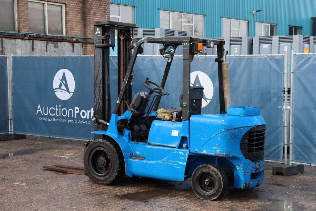 Frontstapler del tipo Mitsubishi FD30K, Gebrauchtmaschine en Antwerpen (Imagen 4)