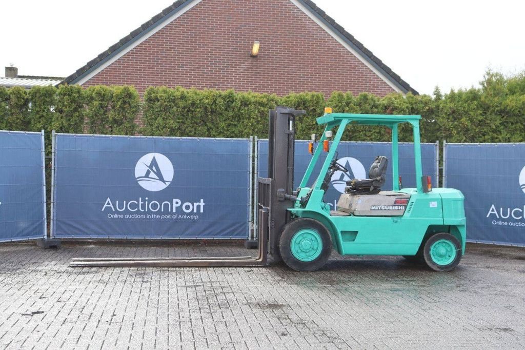 Frontstapler Türe ait Mitsubishi FD35, Gebrauchtmaschine içinde Antwerpen (resim 1)