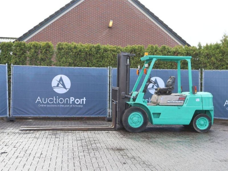 Frontstapler typu Mitsubishi FD35, Gebrauchtmaschine v Antwerpen (Obrázek 1)