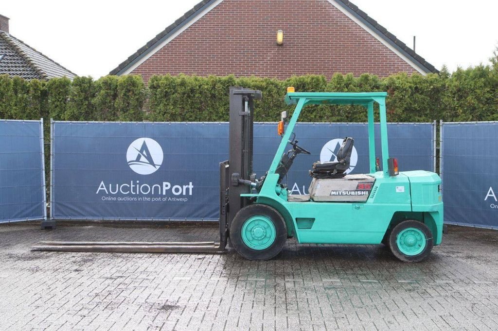 Frontstapler Türe ait Mitsubishi FD35, Gebrauchtmaschine içinde Antwerpen (resim 2)