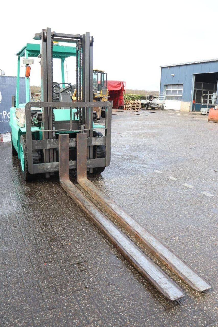 Frontstapler Türe ait Mitsubishi FD35, Gebrauchtmaschine içinde Antwerpen (resim 8)