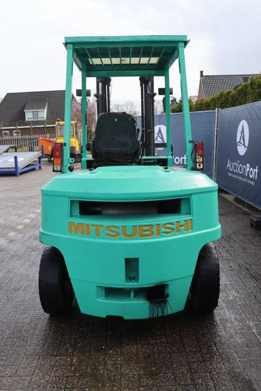 Frontstapler Türe ait Mitsubishi FD35, Gebrauchtmaschine içinde Antwerpen (resim 5)