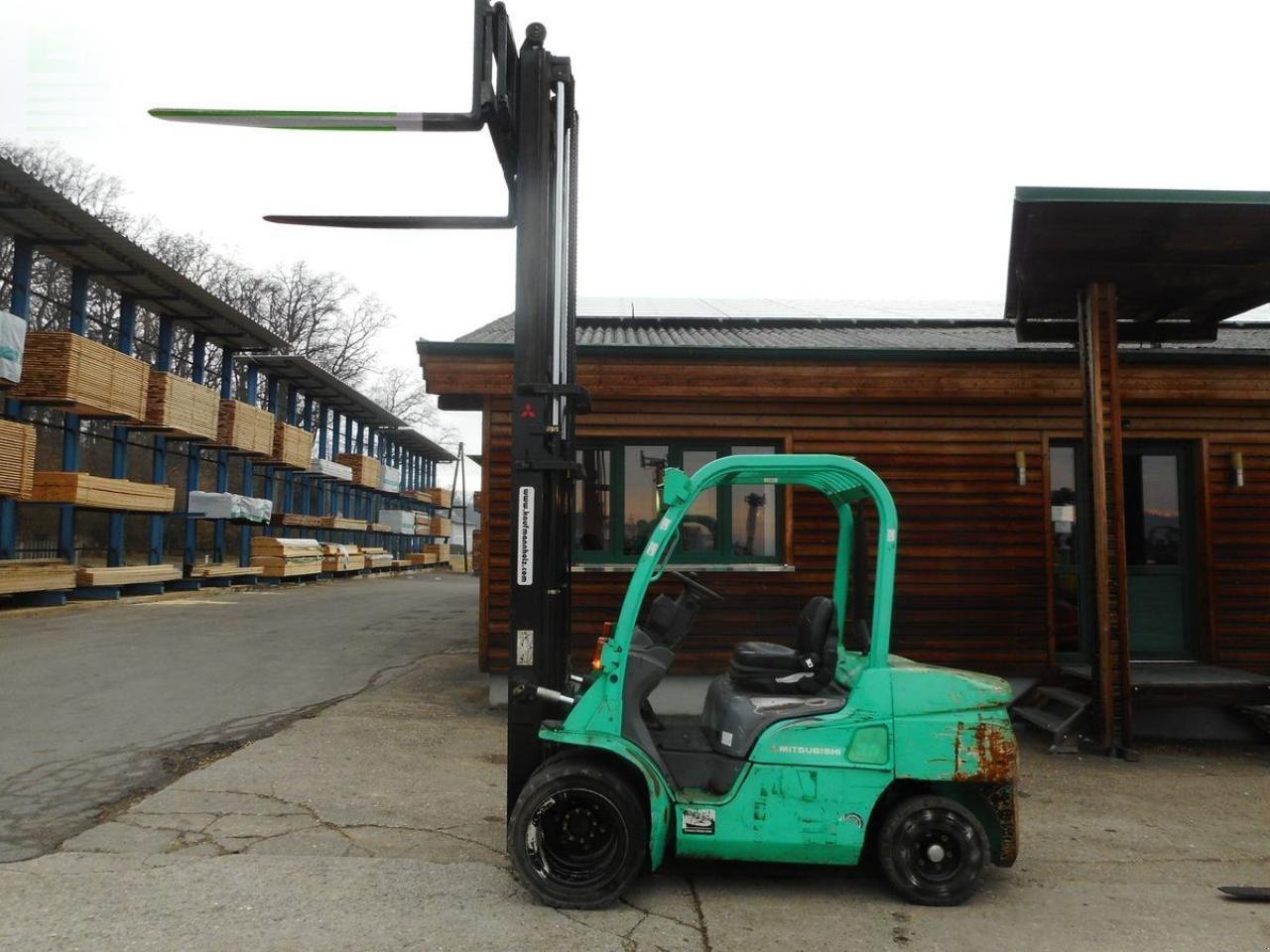 Frontstapler des Typs Mitsubishi fd35n mit zwillingreifen und breiten gabelträger, Gebrauchtmaschine in ST. NIKOLAI/DR. (Bild 6)