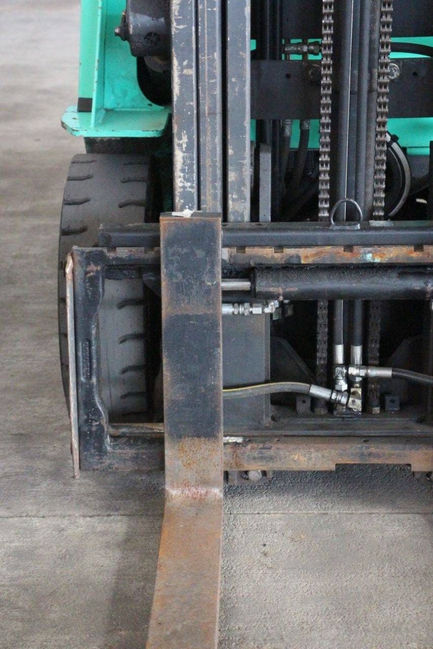 Frontstapler типа Mitsubishi FG18NT, Gebrauchtmaschine в Antwerpen (Фотография 10)