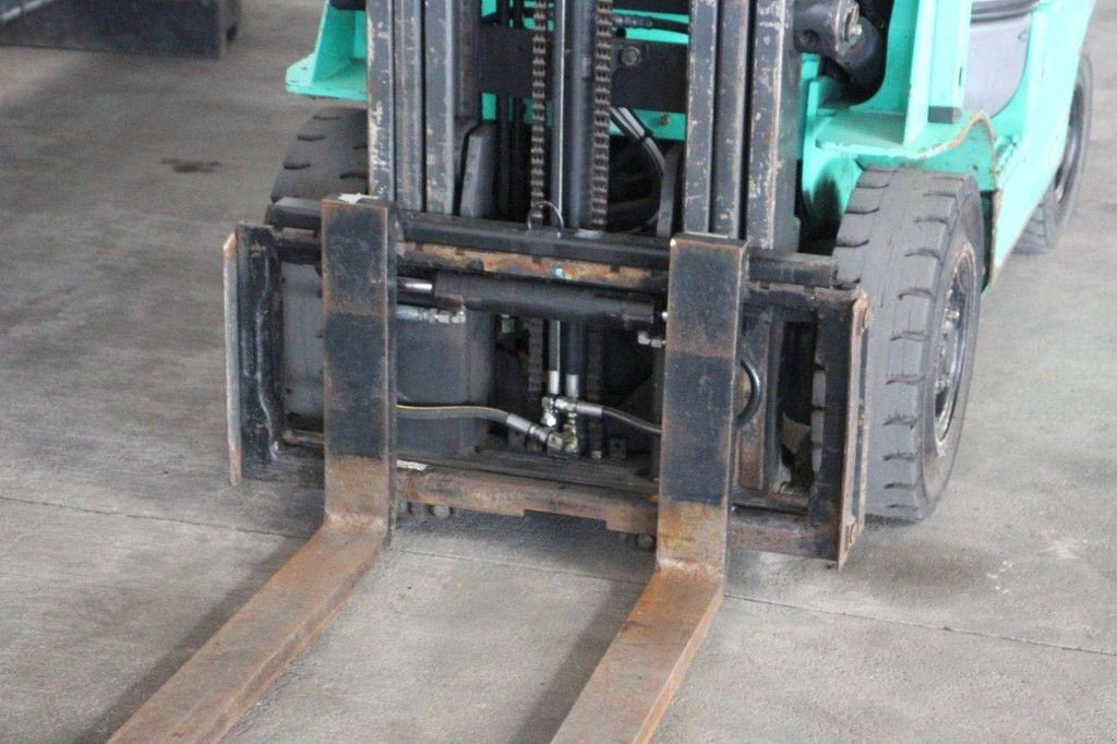 Frontstapler типа Mitsubishi FG18NT, Gebrauchtmaschine в Antwerpen (Фотография 9)