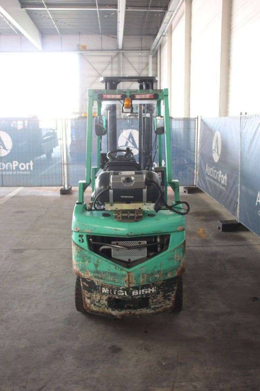 Frontstapler типа Mitsubishi FG18NT, Gebrauchtmaschine в Antwerpen (Фотография 2)