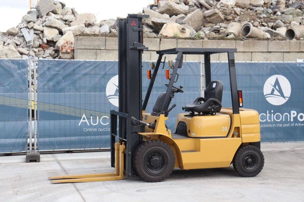 Frontstapler типа Mitsubishi FG20T, Gebrauchtmaschine в Antwerpen (Фотография 1)