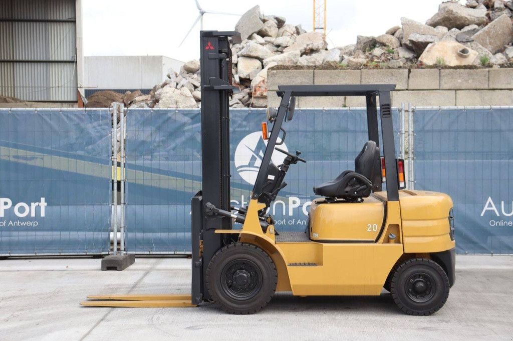 Frontstapler типа Mitsubishi FG20T, Gebrauchtmaschine в Antwerpen (Фотография 2)