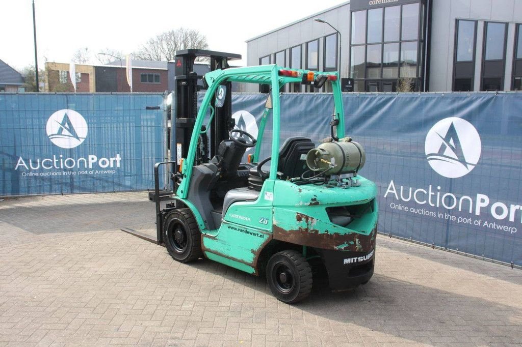 Frontstapler Türe ait Mitsubishi FG25N, Gebrauchtmaschine içinde Antwerpen (resim 3)
