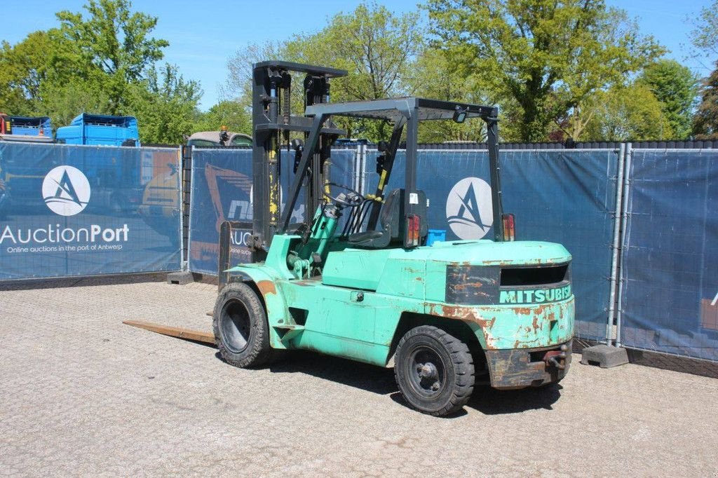 Frontstapler of the type Mitsubishi FG40, Gebrauchtmaschine in Antwerpen (Picture 3)