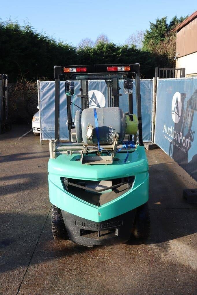 Frontstapler a típus Mitsubishi FGE25T, Gebrauchtmaschine ekkor: Antwerpen (Kép 4)