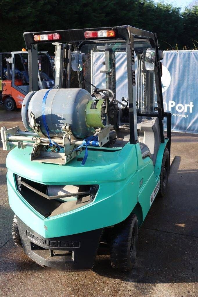 Frontstapler a típus Mitsubishi FGE25T, Gebrauchtmaschine ekkor: Antwerpen (Kép 5)