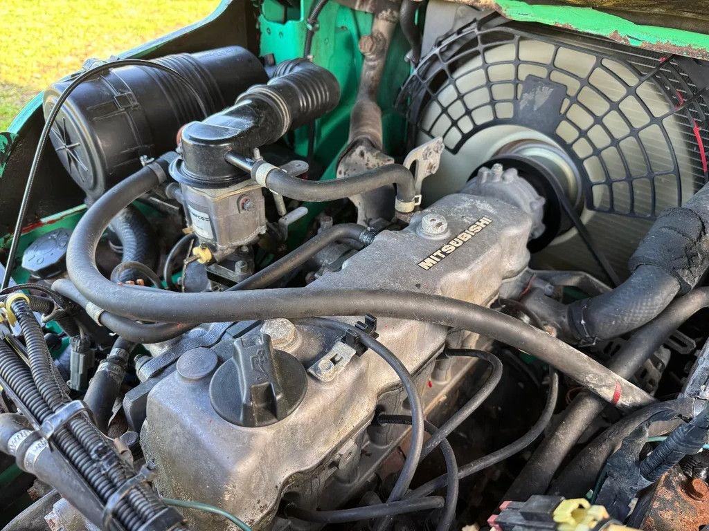 Frontstapler of the type Mitsubishi Triplo Freelift FG25N, Gebrauchtmaschine in Zevenbergschen Hoek (Picture 11)