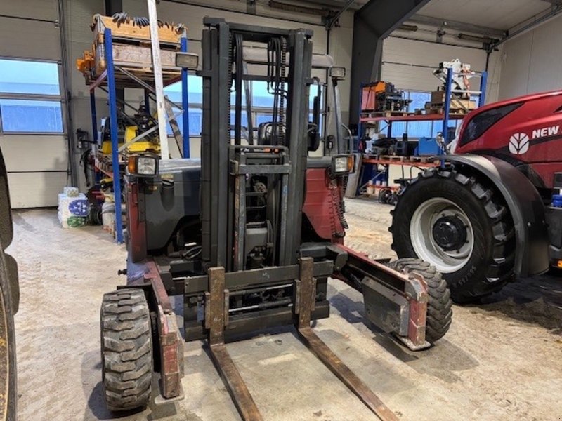 Frontstapler of the type Moffett M5, Gebrauchtmaschine in Skive (Picture 1)