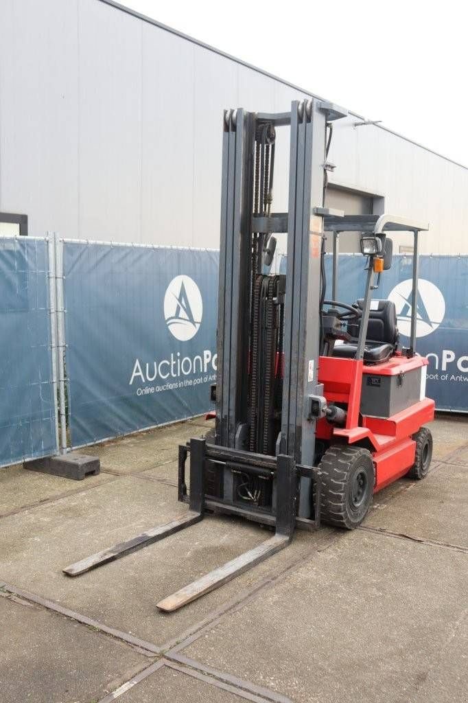 Frontstapler типа Nichiyu FB20PN-60B-630M, Gebrauchtmaschine в Antwerpen (Фотография 10)