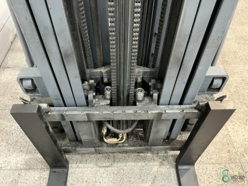 Frontstapler typu Nichiyu FBT18P, Gebrauchtmaschine w Wijchen (Zdjęcie 3)