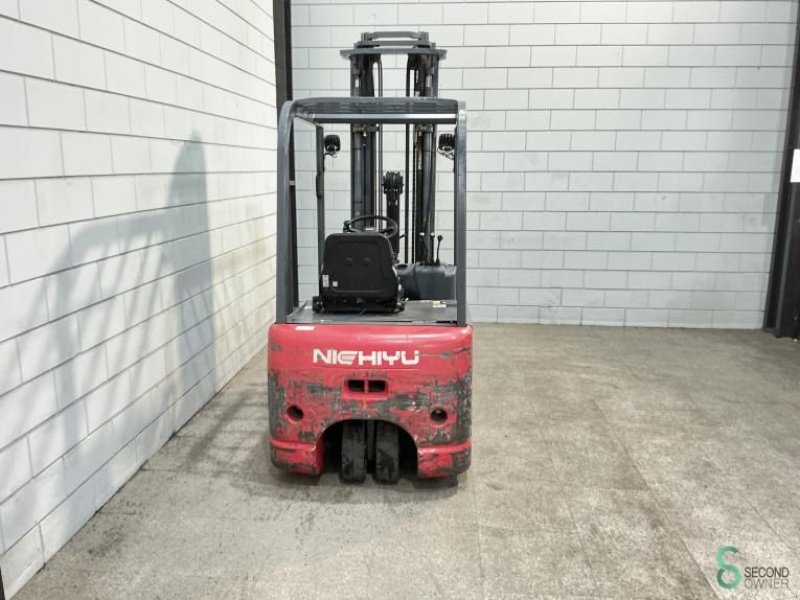 Frontstapler typu Nichiyu FBT18P, Gebrauchtmaschine w Wijchen (Zdjęcie 8)