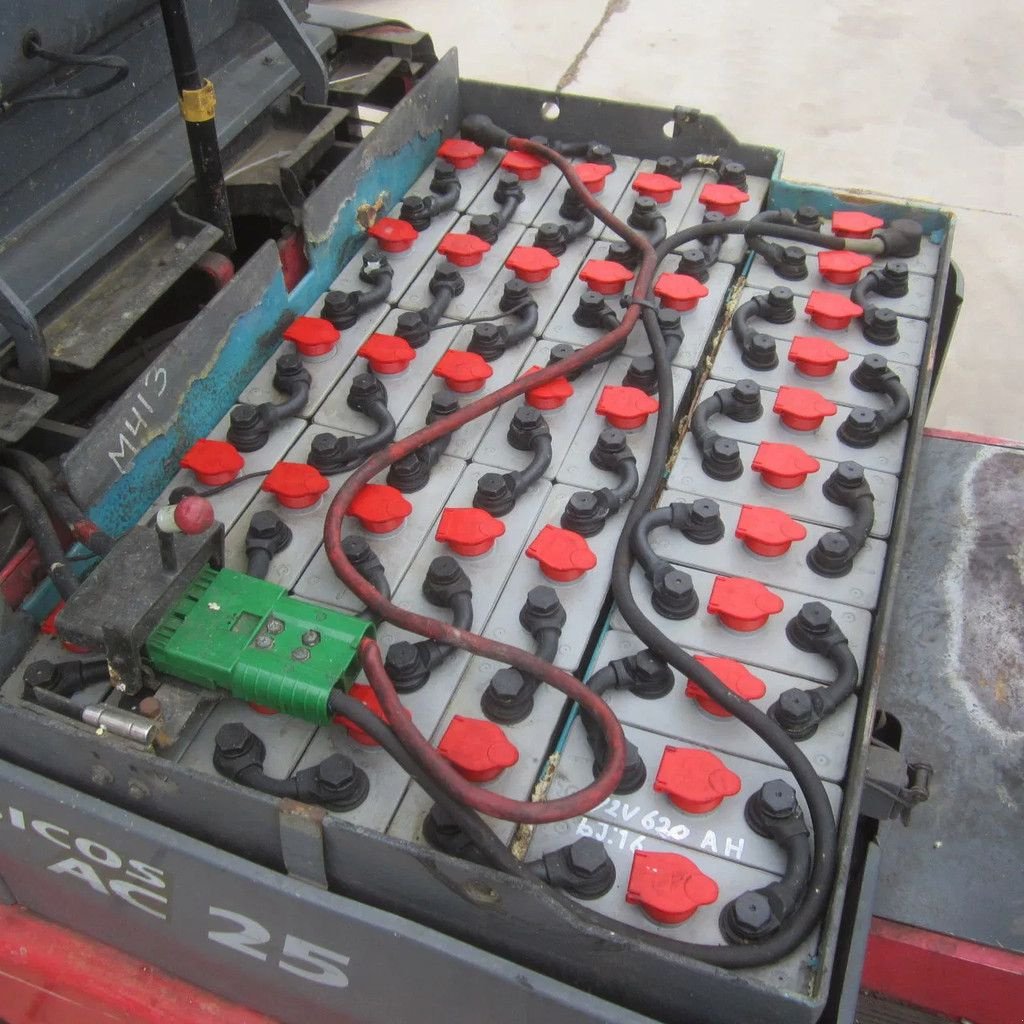 Frontstapler типа Nichiyu Heftruck FPC25PN, elek., triplo, side shift, hydro vorkverstelli, Gebrauchtmaschine в Tubbergen (Фотография 9)