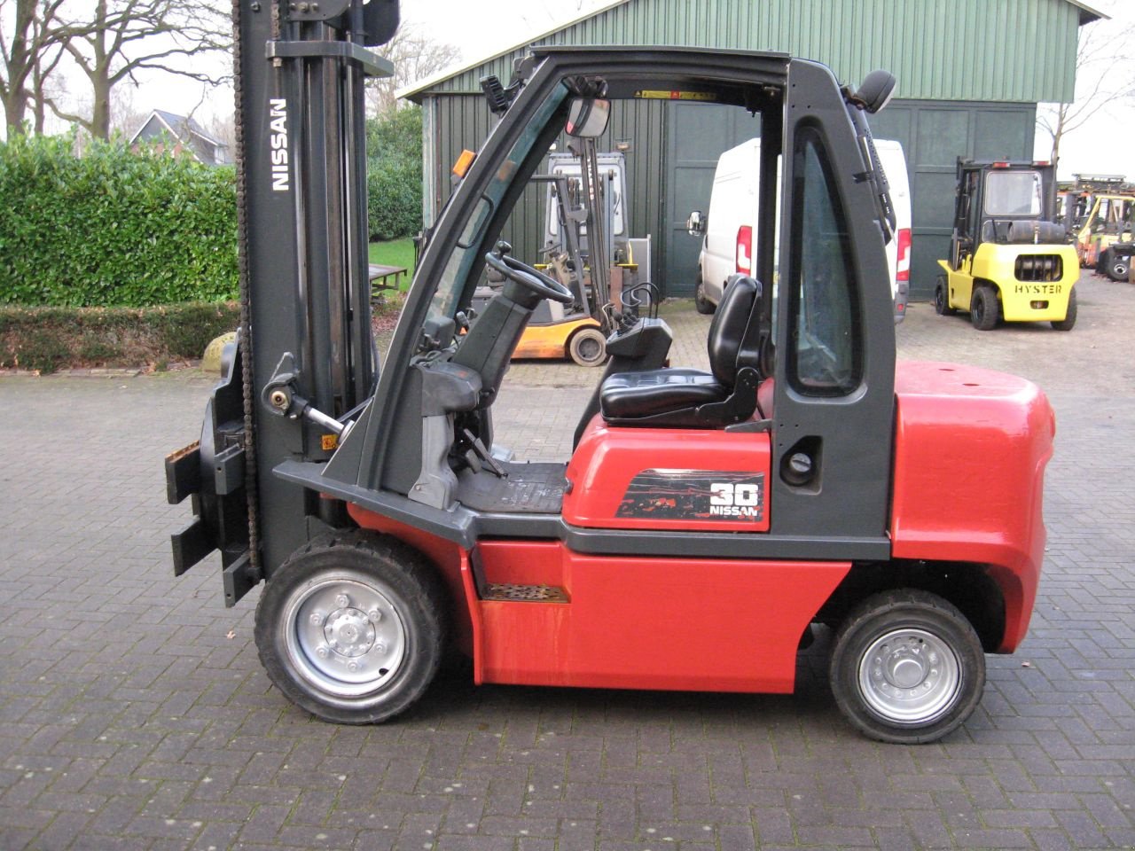 Frontstapler of the type Nissan -, Gebrauchtmaschine in Oldenzaal (Picture 1)