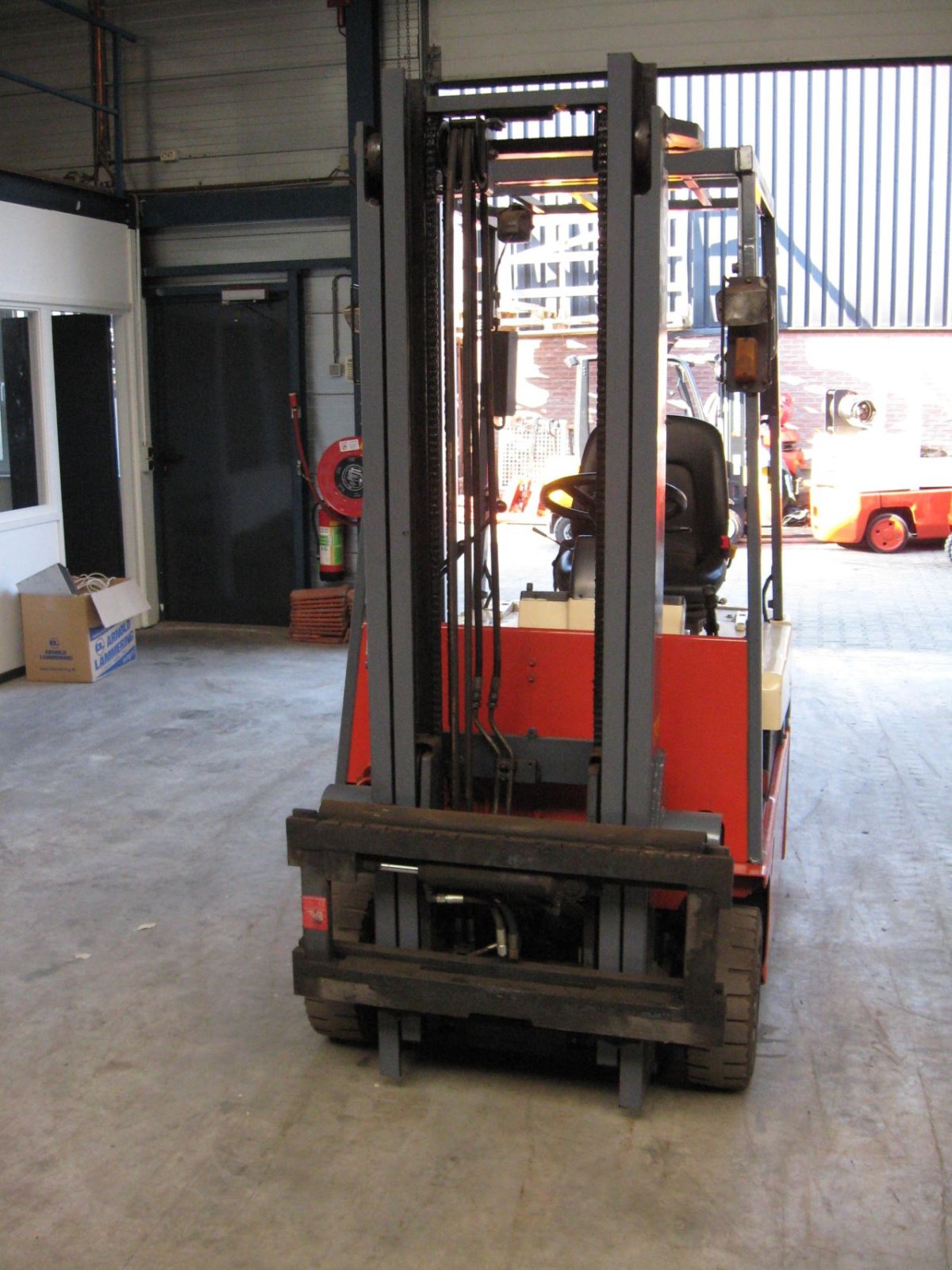 Frontstapler tip Nissan -, Gebrauchtmaschine in Oldenzaal (Poză 2)