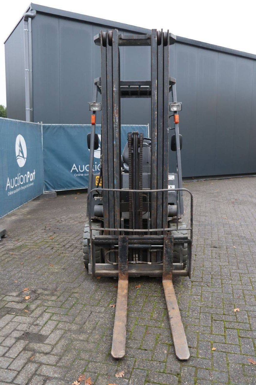 Frontstapler типа Nissan 1Q2L25Q, Gebrauchtmaschine в Antwerpen (Фотография 9)