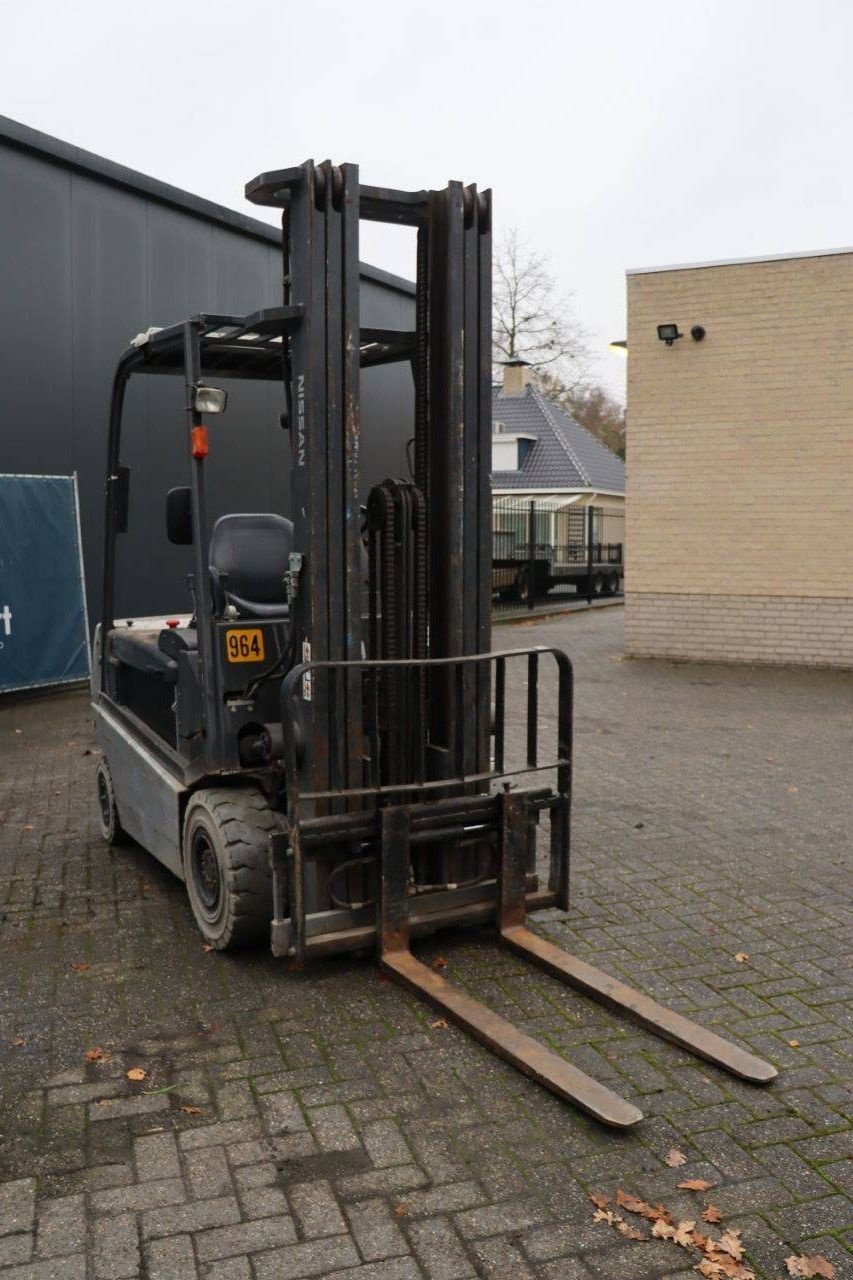 Frontstapler типа Nissan 1Q2L25Q, Gebrauchtmaschine в Antwerpen (Фотография 8)