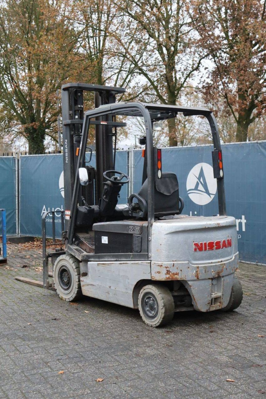 Frontstapler типа Nissan 1Q2L25Q, Gebrauchtmaschine в Antwerpen (Фотография 4)