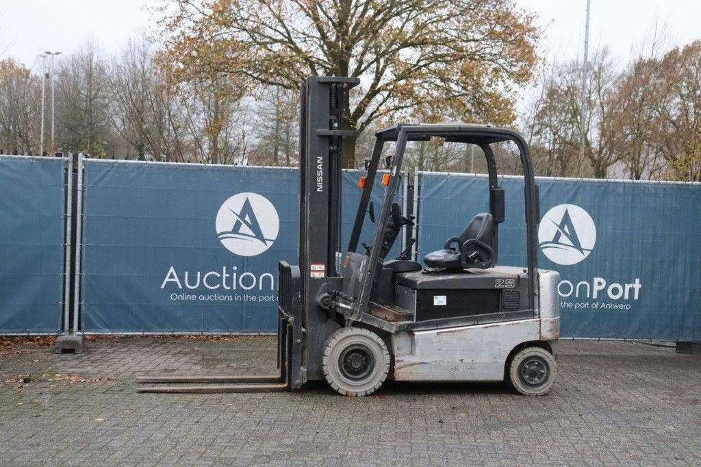 Frontstapler типа Nissan 1Q2L25Q, Gebrauchtmaschine в Antwerpen (Фотография 1)