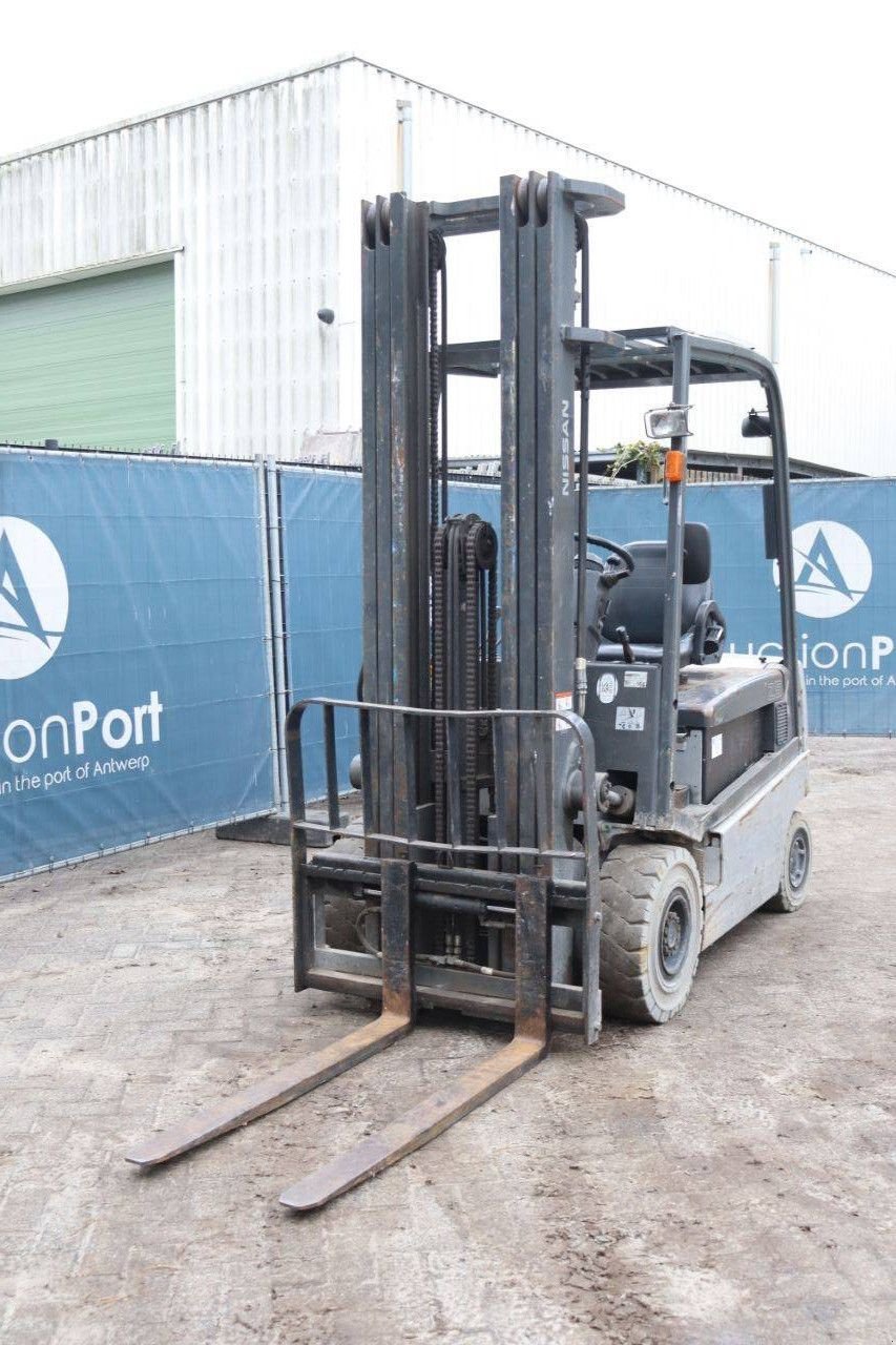 Frontstapler типа Nissan 1Q2L25Q, Gebrauchtmaschine в Antwerpen (Фотография 10)