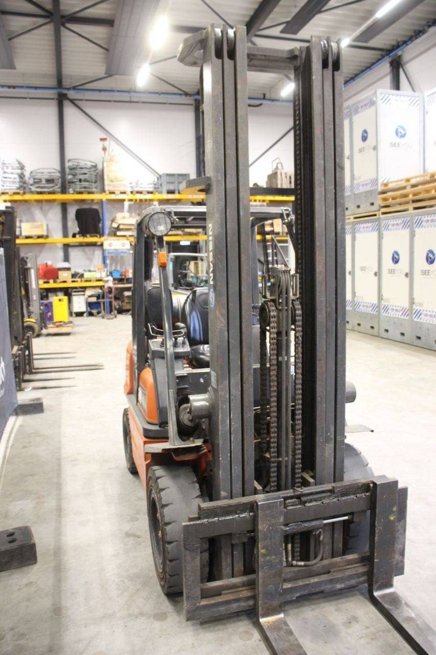 Frontstapler za tip Nissan 30, Gebrauchtmaschine u Antwerpen (Slika 7)