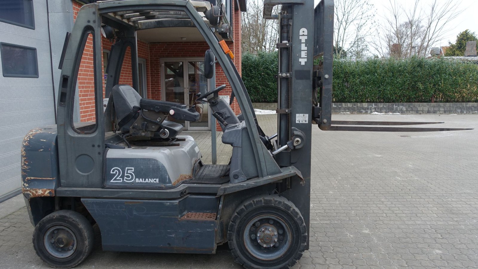 Frontstapler типа Nissan Atlet Y1D2A25T  // 2500 kg. Diesel // Kun 1275 timer, Gebrauchtmaschine в Skive (Фотография 5)