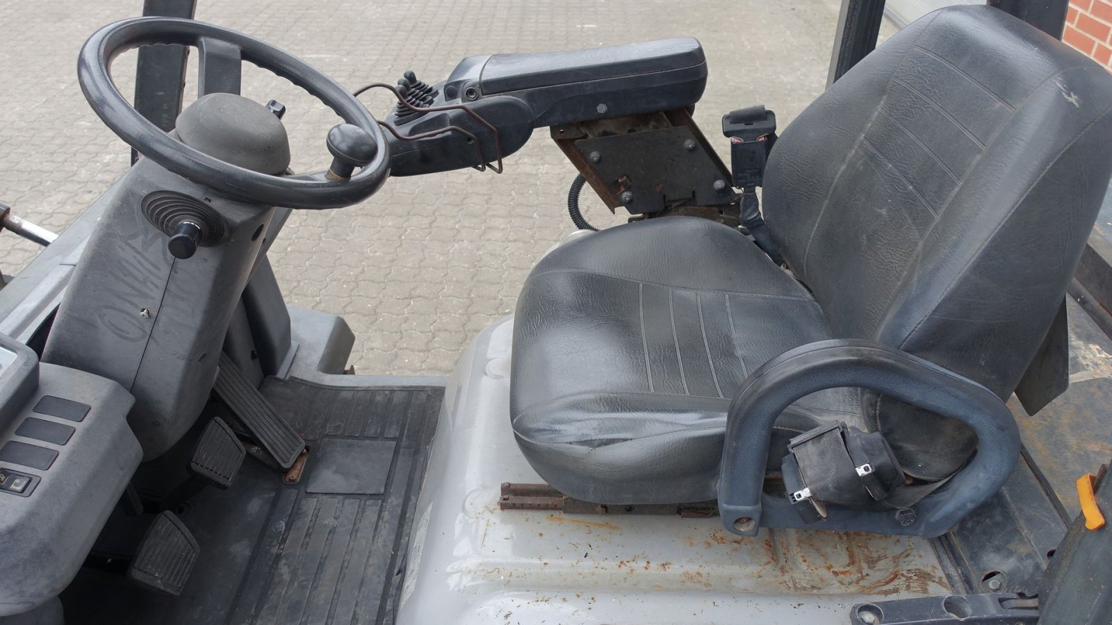 Frontstapler типа Nissan Atlet Y1D2A25T  // 2500 kg. Diesel // Kun 1275 timer, Gebrauchtmaschine в Skive (Фотография 9)