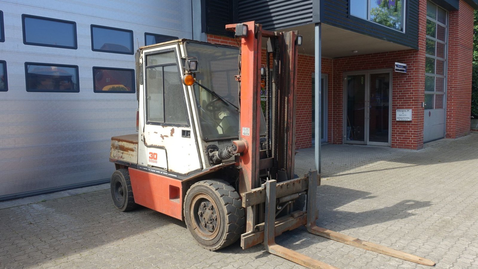 Frontstapler of the type Nissan EGH02A30U // 3000 kg diesel, Gebrauchtmaschine in Skive (Picture 1)