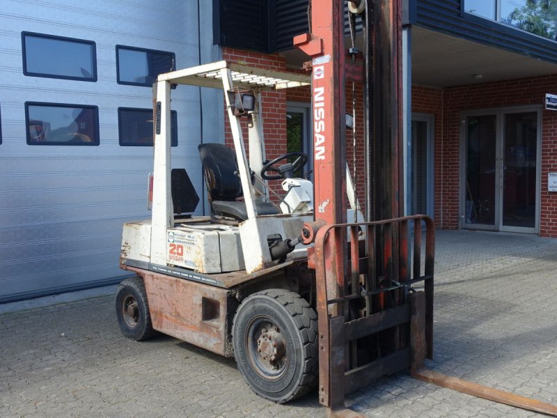 Frontstapler des Typs Nissan EH02 A 20U // 2000 kg diesel, Gebrauchtmaschine in Skive (Bild 1)