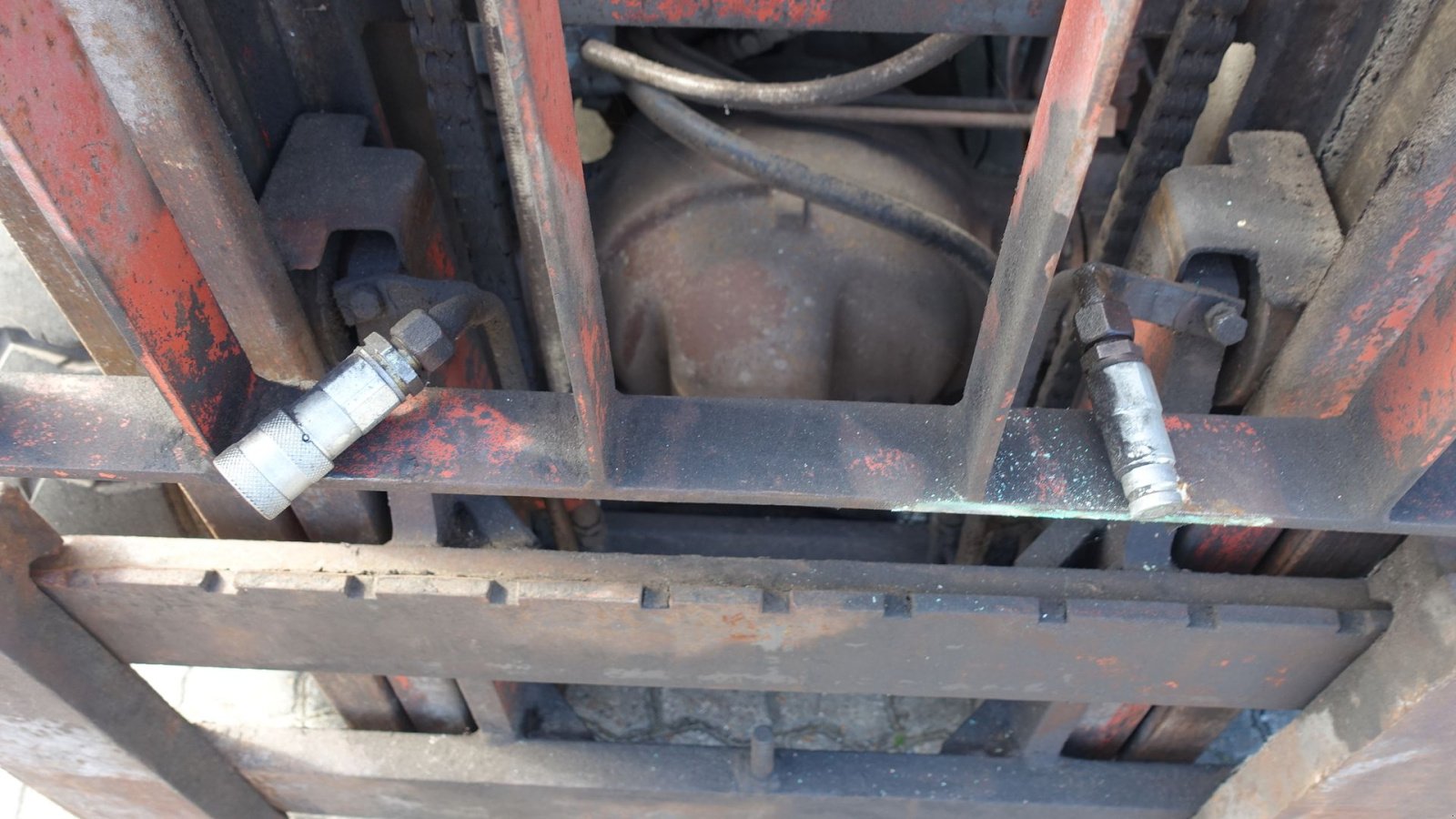 Frontstapler of the type Nissan EH02 A 20U // 2000 kg diesel, Gebrauchtmaschine in Skive (Picture 4)