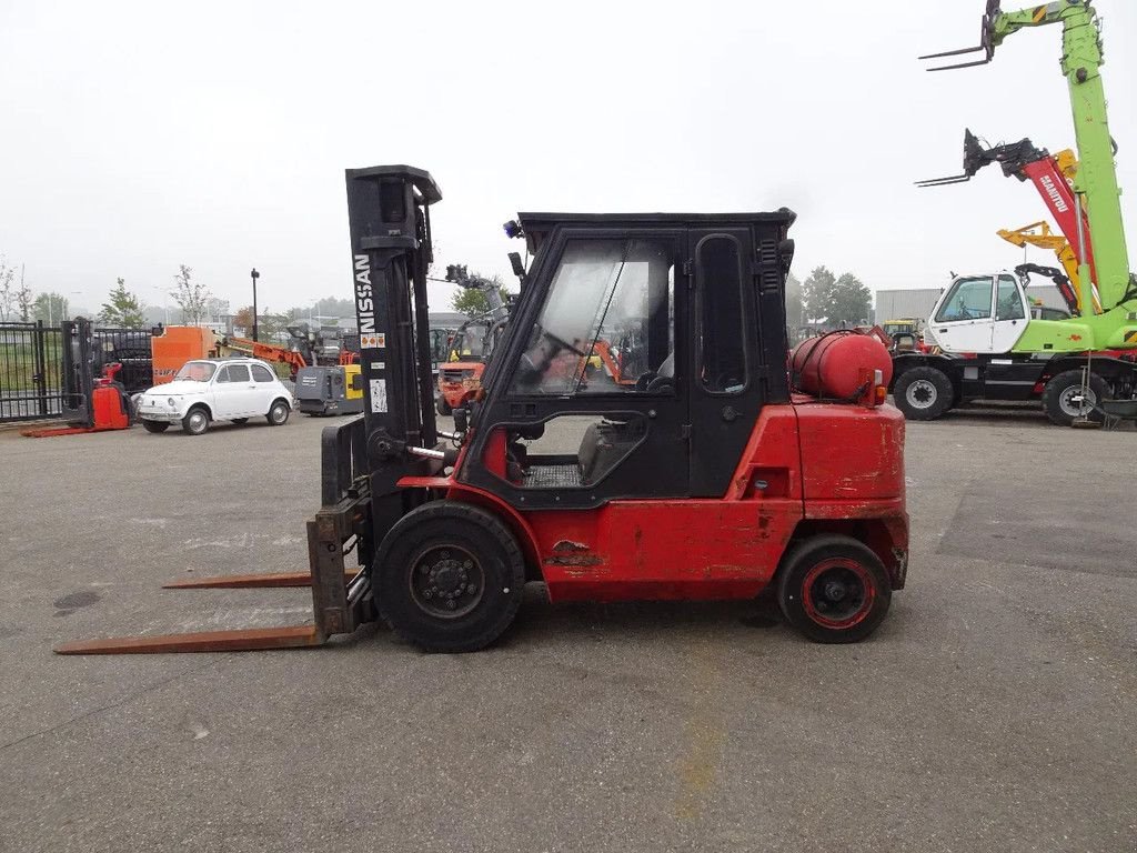 Frontstapler of the type Nissan F04L40HQ 40HQ, Gebrauchtmaschine in Zutphen (Picture 7)