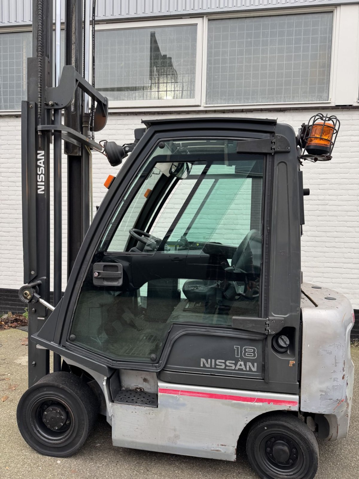 Frontstapler des Typs Nissan FD01A1800, Gebrauchtmaschine in Oldenzaal (Bild 2)