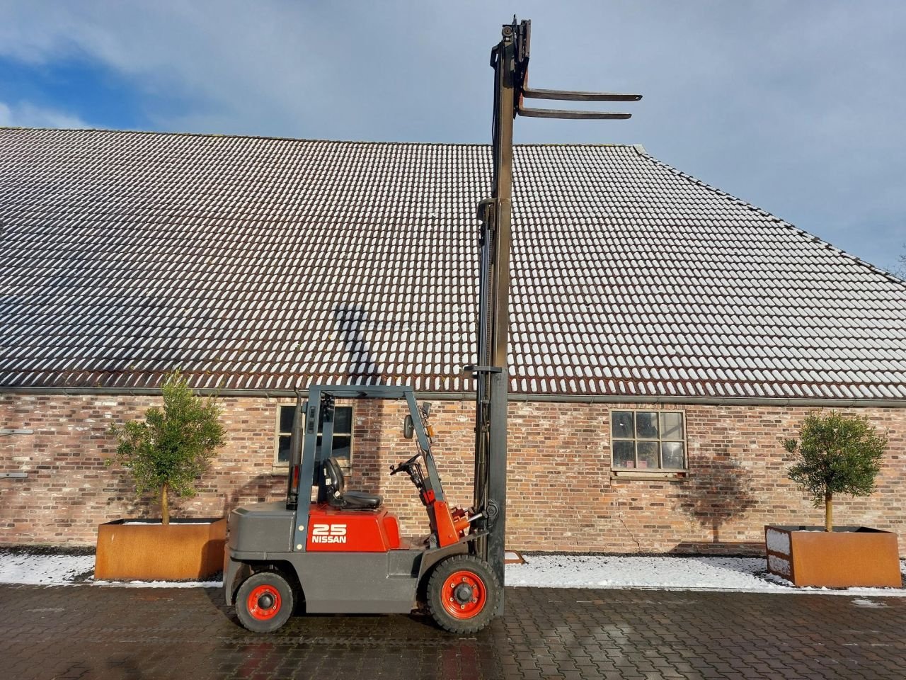 Frontstapler za tip Nissan FD25, Gebrauchtmaschine u Nijelamer (Slika 2)