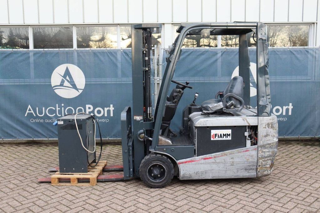 Frontstapler des Typs Nissan G1N1L18Q, Gebrauchtmaschine in Antwerpen (Bild 2)