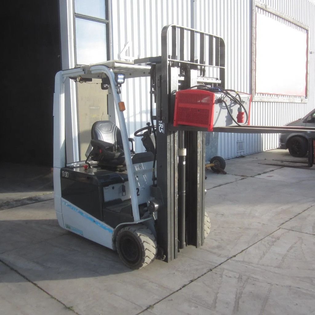 Frontstapler от тип Nissan Heftruck L18Q elektrisch, triplomast, side shift., Gebrauchtmaschine в Tubbergen (Снимка 3)