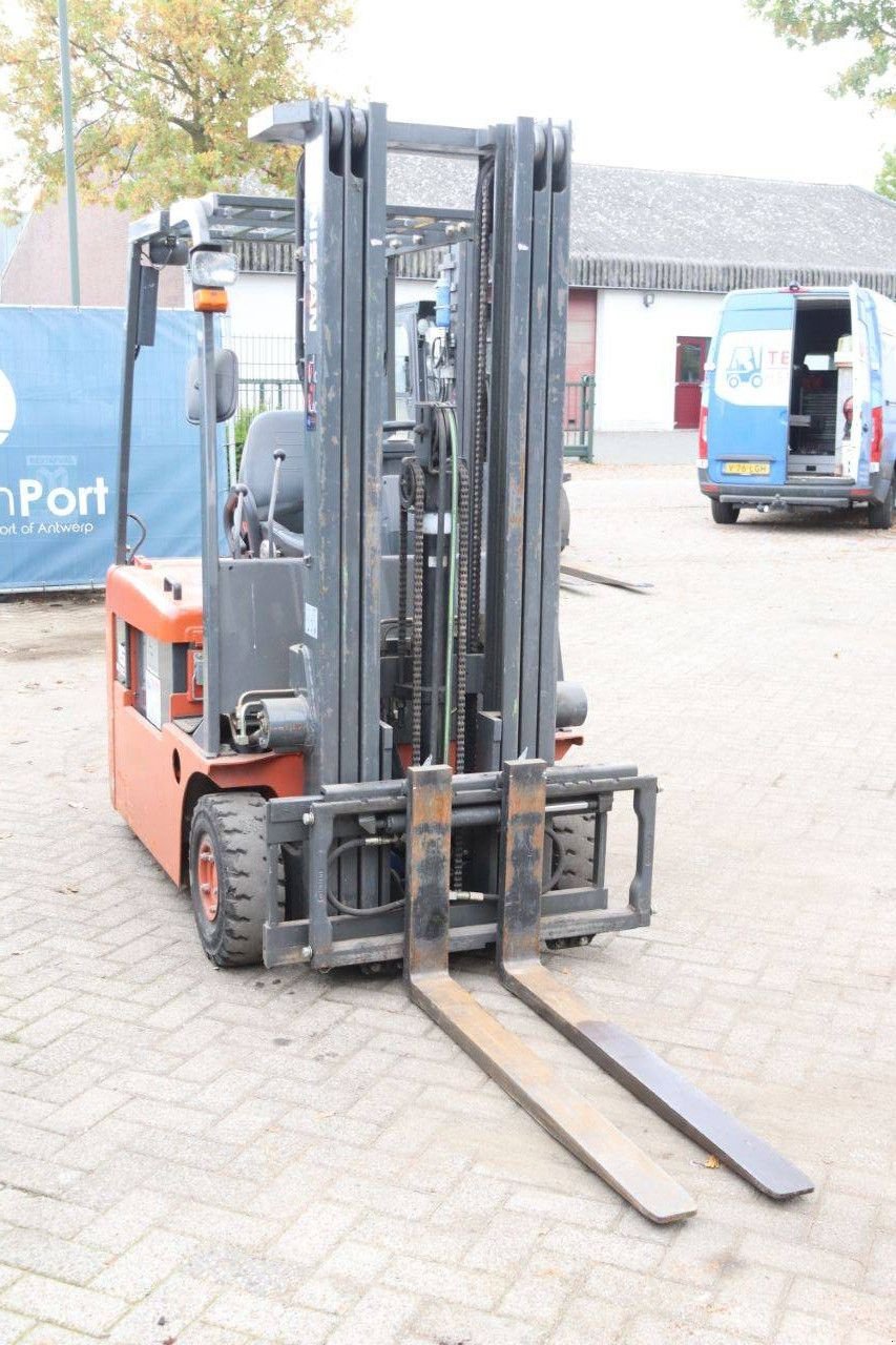 Frontstapler от тип Nissan HX1L15HQ, Gebrauchtmaschine в Antwerpen (Снимка 8)