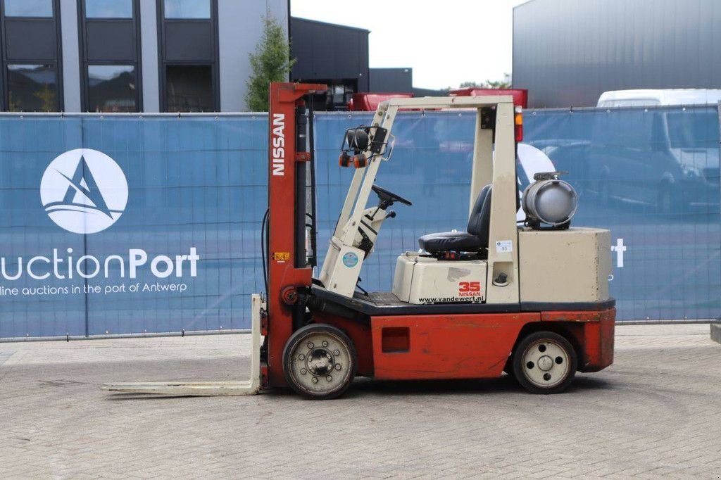 Frontstapler типа Nissan KCUGH02F350, Gebrauchtmaschine в Antwerpen (Фотография 1)