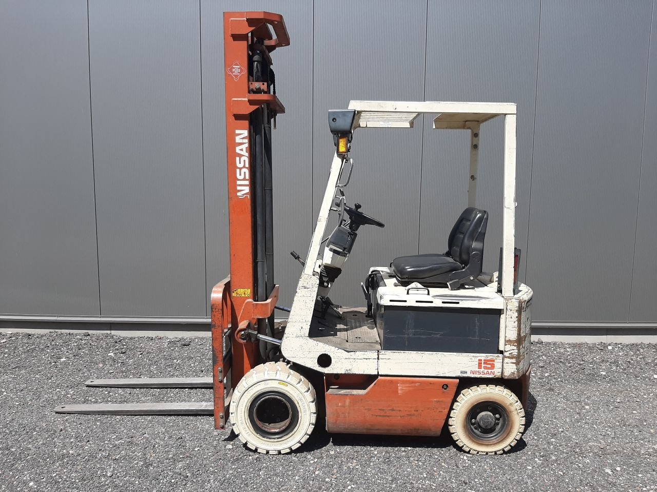 Frontstapler des Typs Nissan M01L15, Gebrauchtmaschine in Brakel (Bild 1)