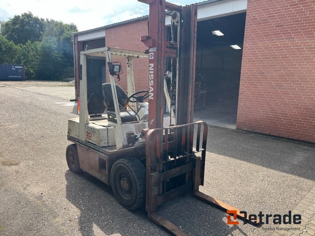 Frontstapler of the type Nissan Nissan EH 02 A 200, Gebrauchtmaschine in Rødovre (Picture 3)