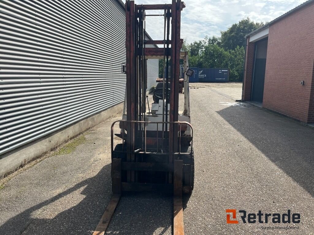 Frontstapler of the type Nissan Nissan EH 02 A 200, Gebrauchtmaschine in Rødovre (Picture 2)