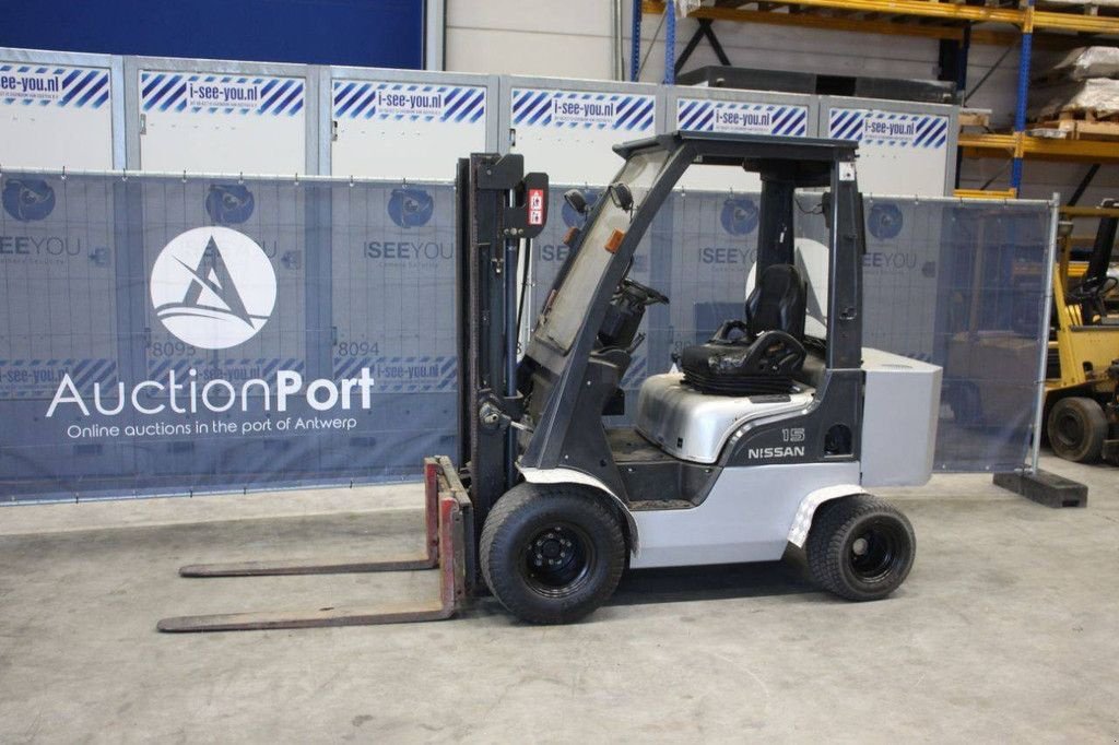 Frontstapler des Typs Nissan O1A15, Gebrauchtmaschine in Antwerpen (Bild 1)
