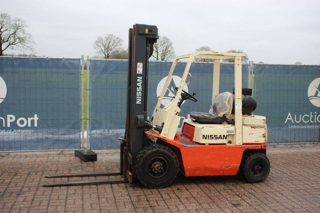 Frontstapler tipa Nissan PF02A20U, Gebrauchtmaschine u Antwerpen (Slika 1)