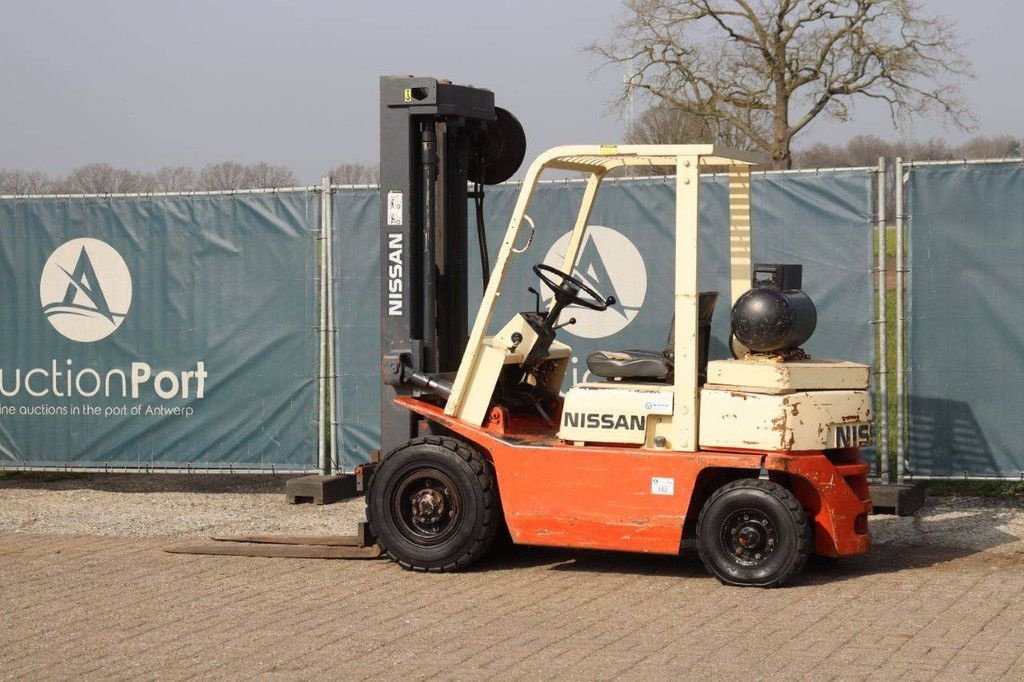 Frontstapler typu Nissan PF02A20U, Gebrauchtmaschine v Antwerpen (Obrázok 3)