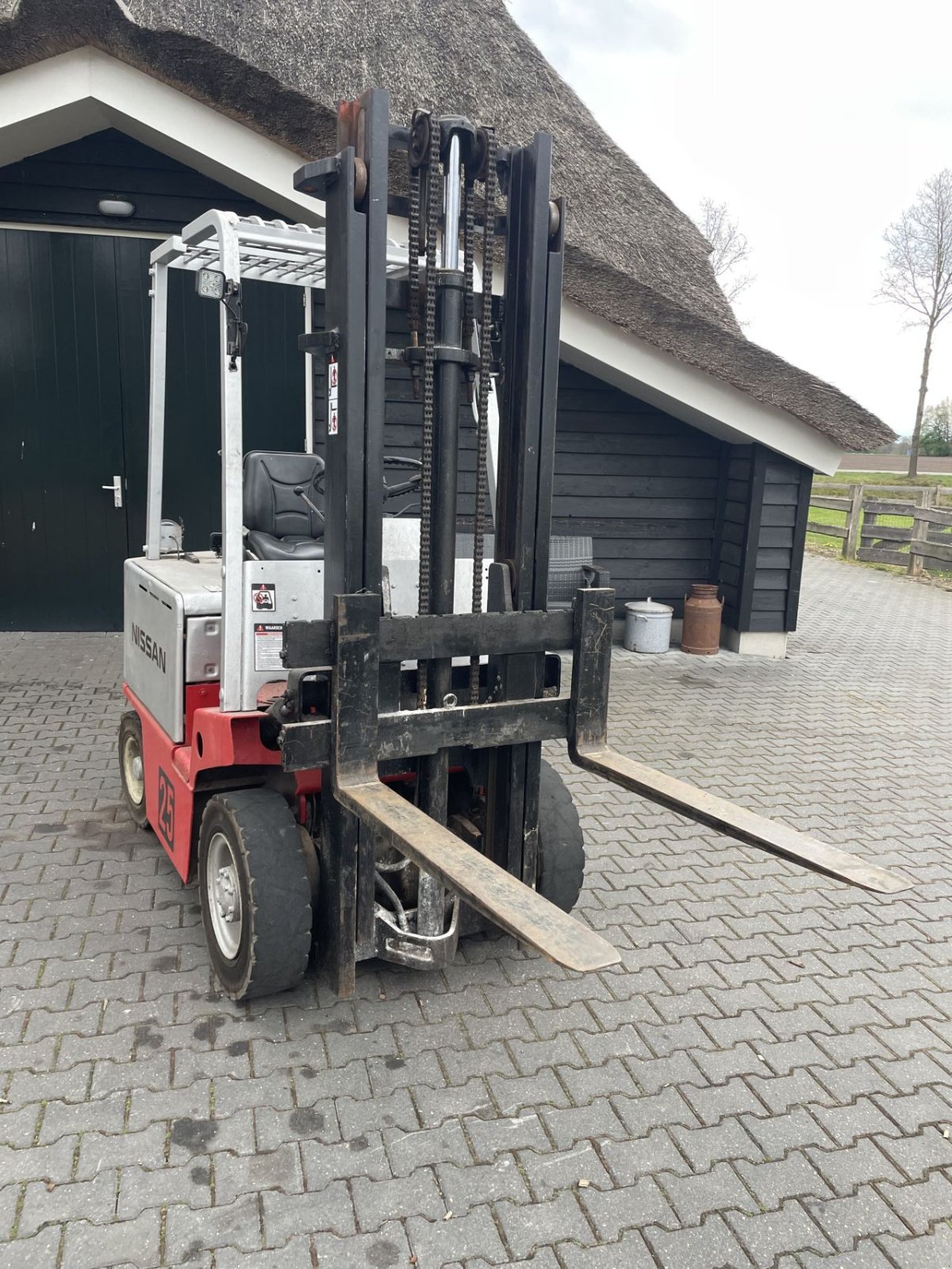 Frontstapler des Typs Nissan UB02L25U, Gebrauchtmaschine in Eursinge (Bild 4)