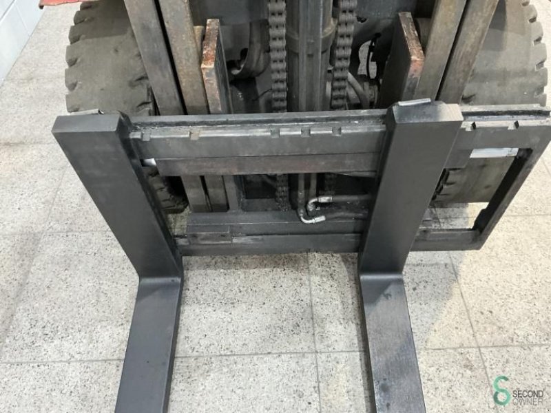 Frontstapler typu Nissan UG 1 D 2 A 32 LQ, Gebrauchtmaschine v Wijchen (Obrázok 4)